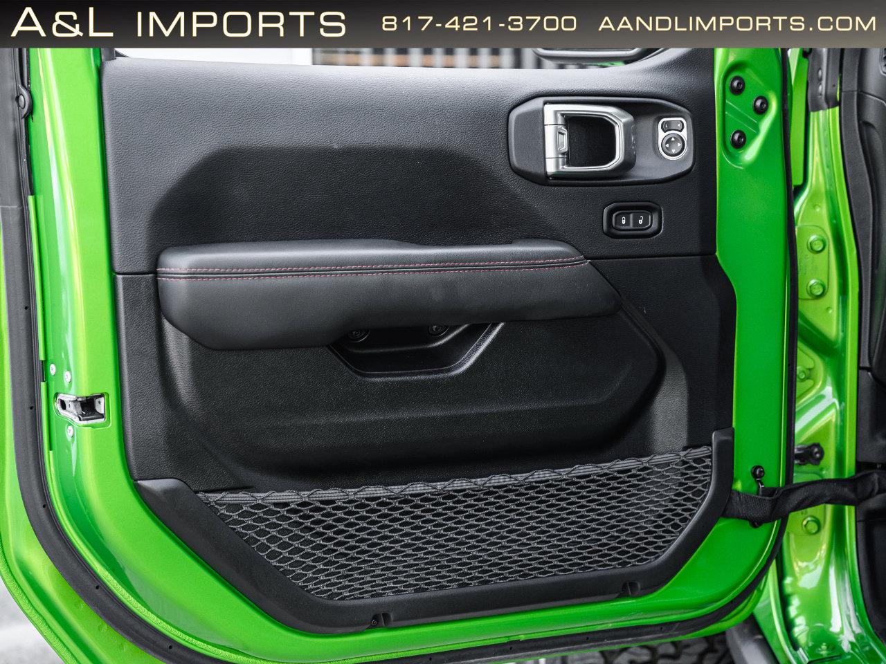 Used 2025 Jeep Wrangler Unlimited Rubicon image 47