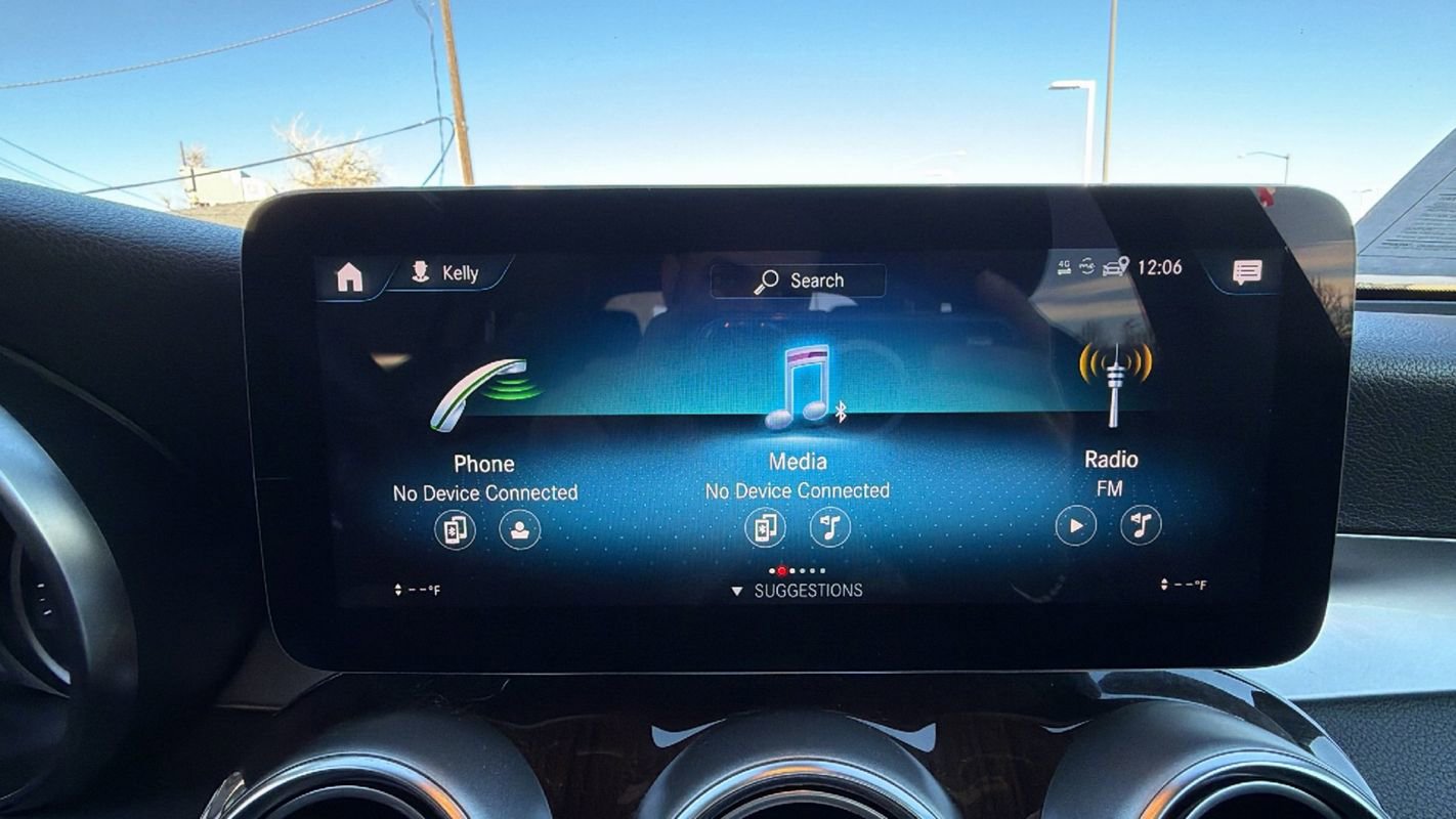 Used 2022 Mercedes-Benz GLC 300 4MATIC image 24