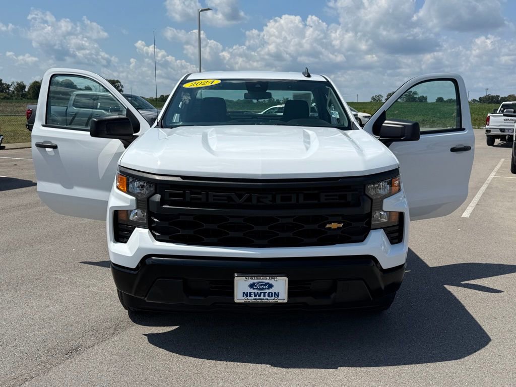 Used 2024 Chevrolet Silverado 1500 W/T image 15