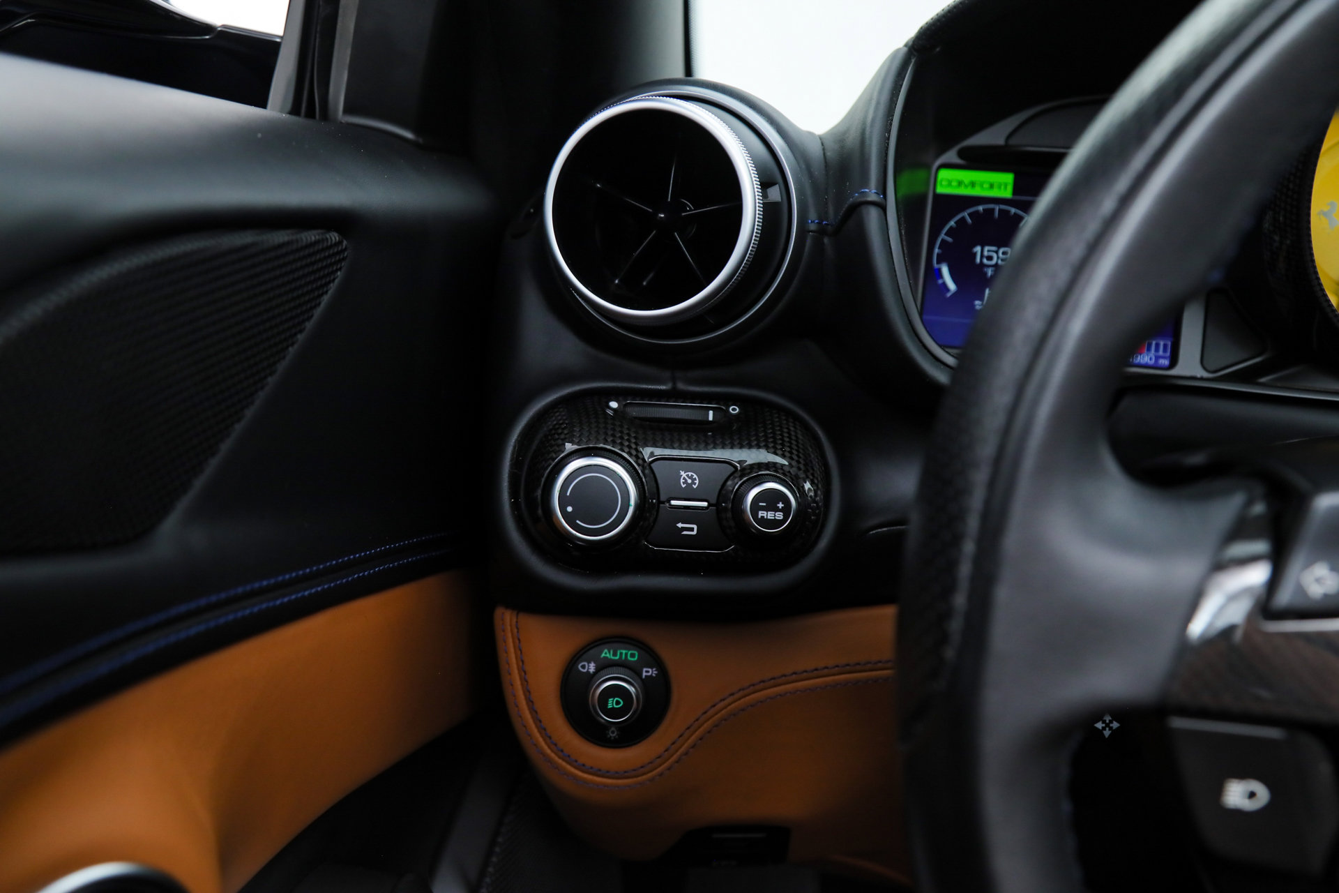 Certified 2023 Ferrari Portofino M image 35