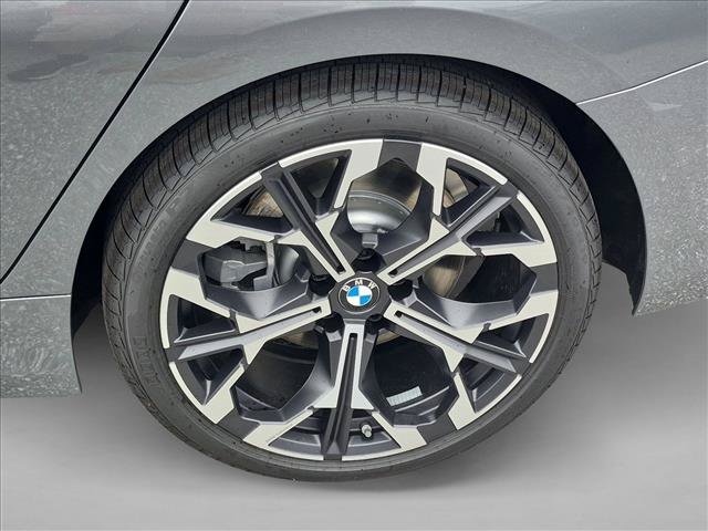 New 2026 BMW 330i Sedan RWD image 10