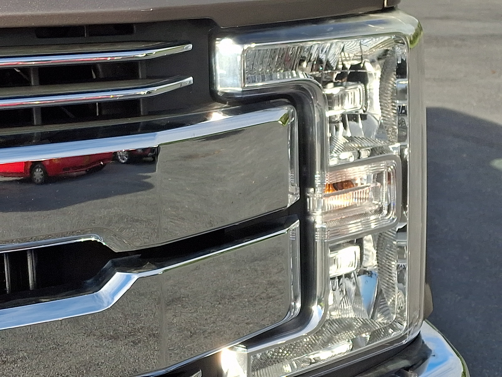 Used 2019 Ford F250 Lariat w/ Lariat Ultimate Package AWD/4WD image 12