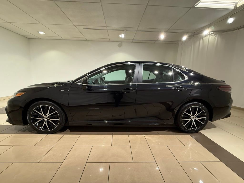 Certified 2023 Toyota Camry SE image 2