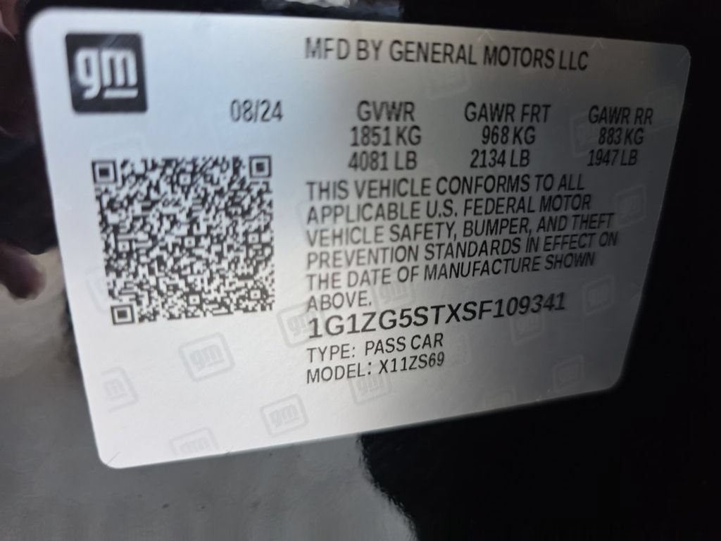 Used 2025 Chevrolet Malibu RS FWD image 35