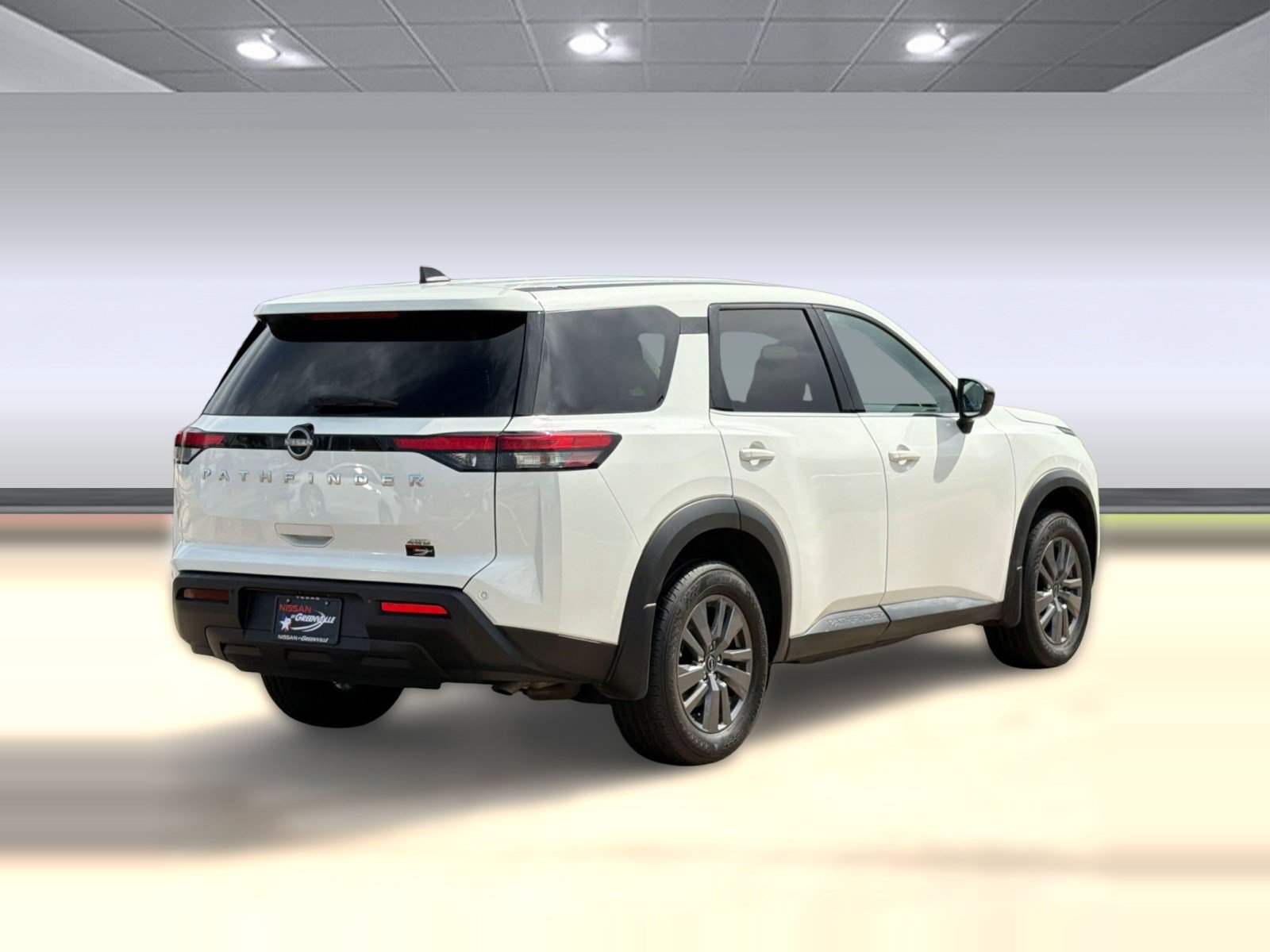 Used 2024 Nissan Pathfinder S image 9