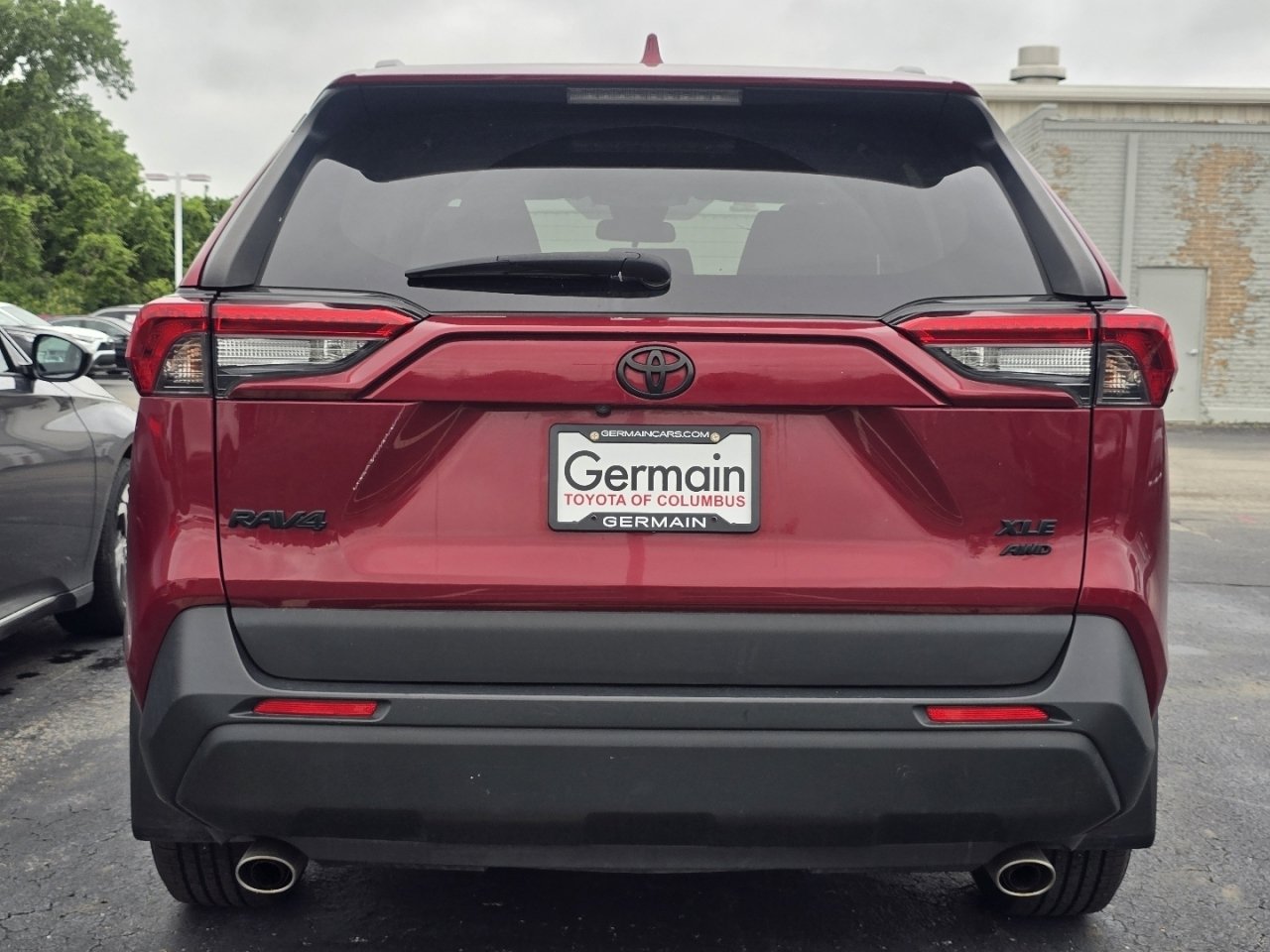 Used 2019 Toyota RAV4 XLE AWD/4WD image 6