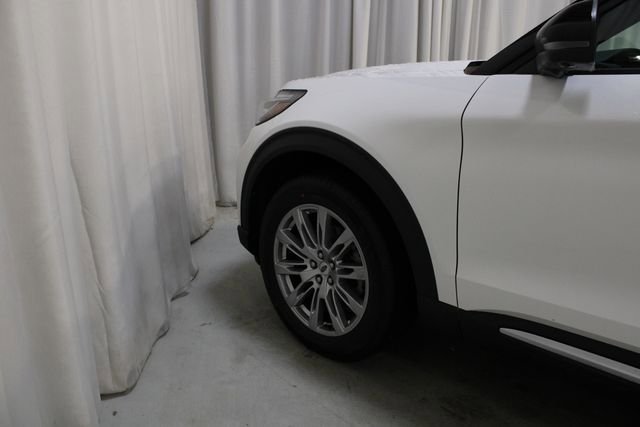 New 2026 Ford Explorer Platinum AWD/4WD image 32