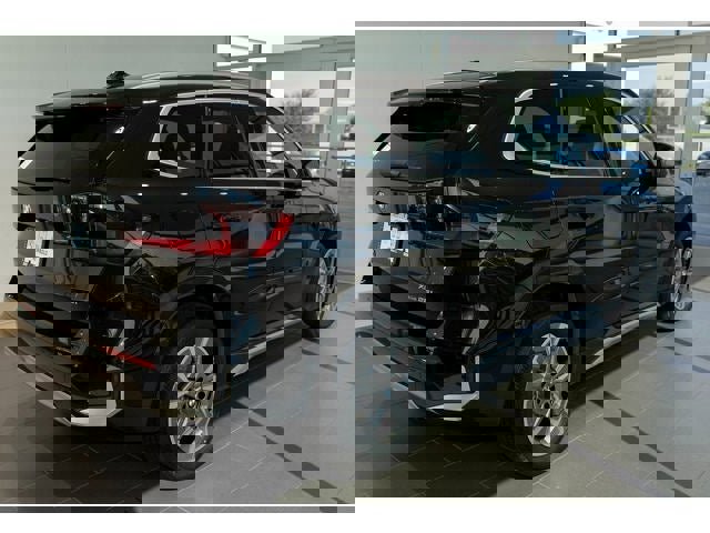 Used 2025 BMW X1 xDrive28i w/ Technology Package image 45