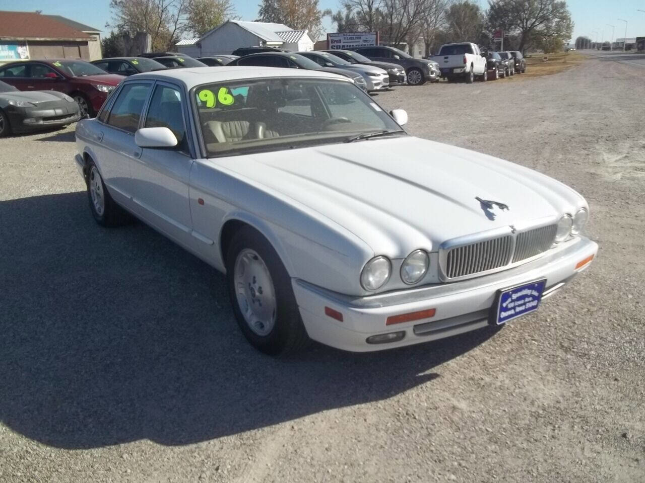 Used 1996 Jaguar XJ6 image 3