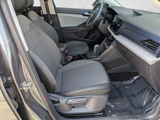 Used 2022 Volkswagen Taos SE image 19