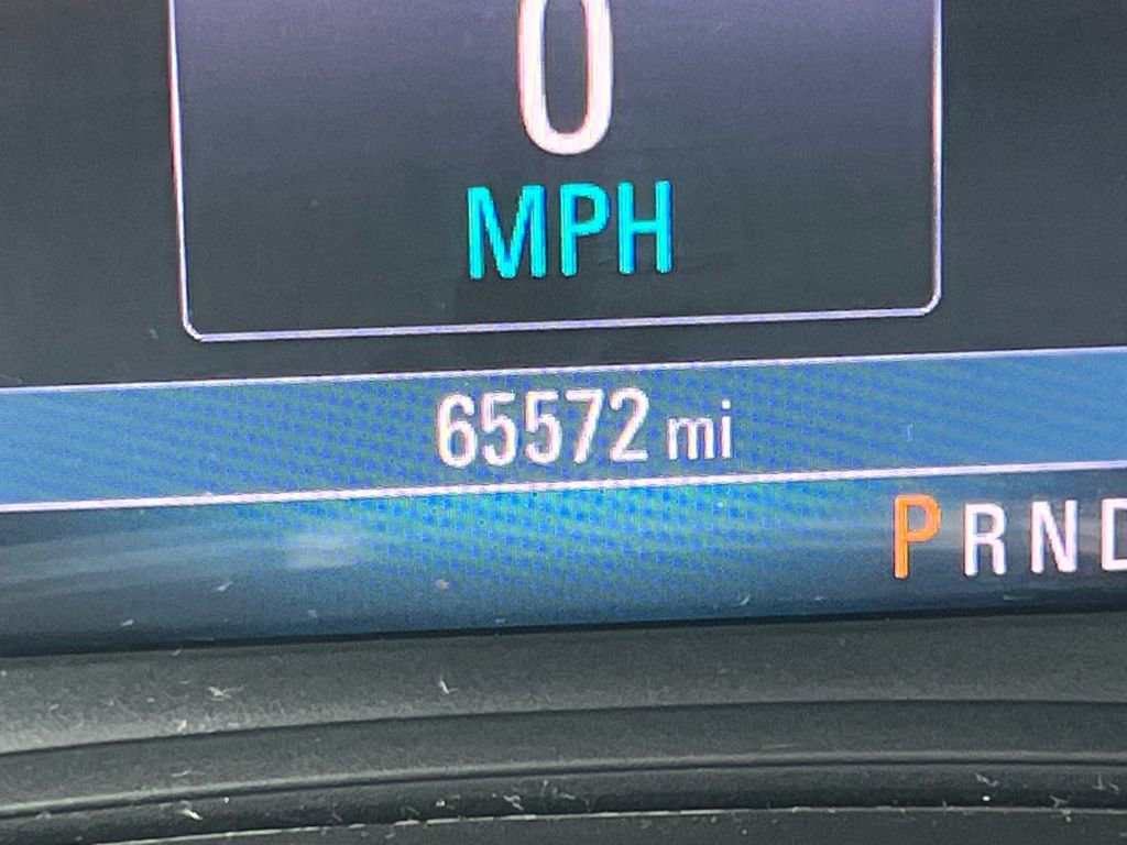 Used 2021 Buick Encore Preferred image 24