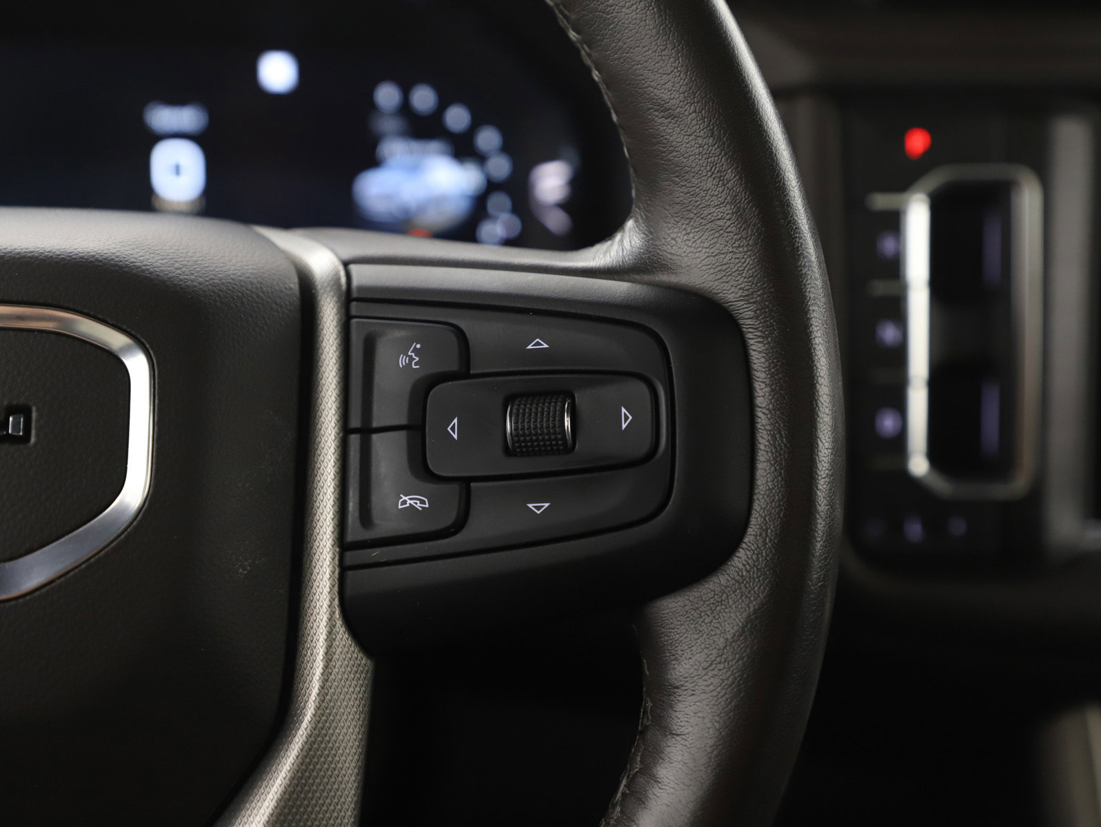 Used 2022 GMC Yukon XL Denali w/ Denali Ultimate Package image 30