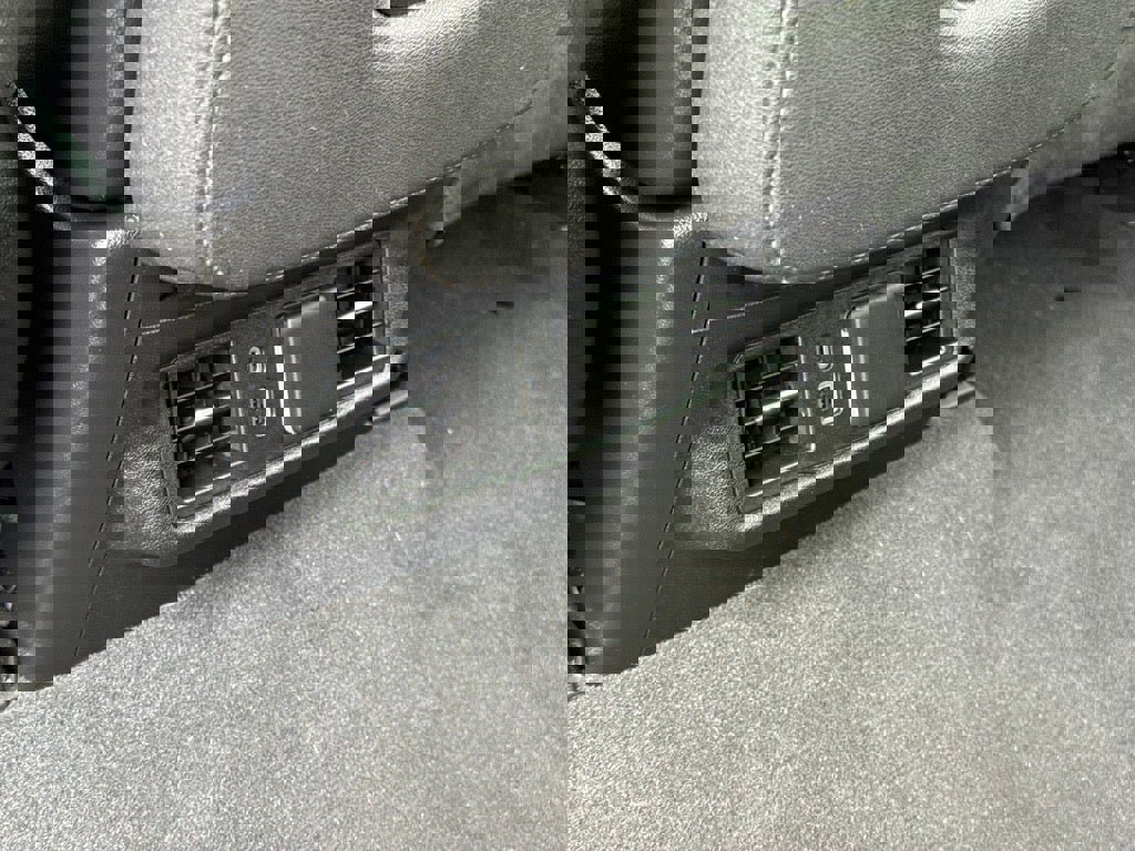 Used 2023 Chevrolet Silverado 1500 LT image 7