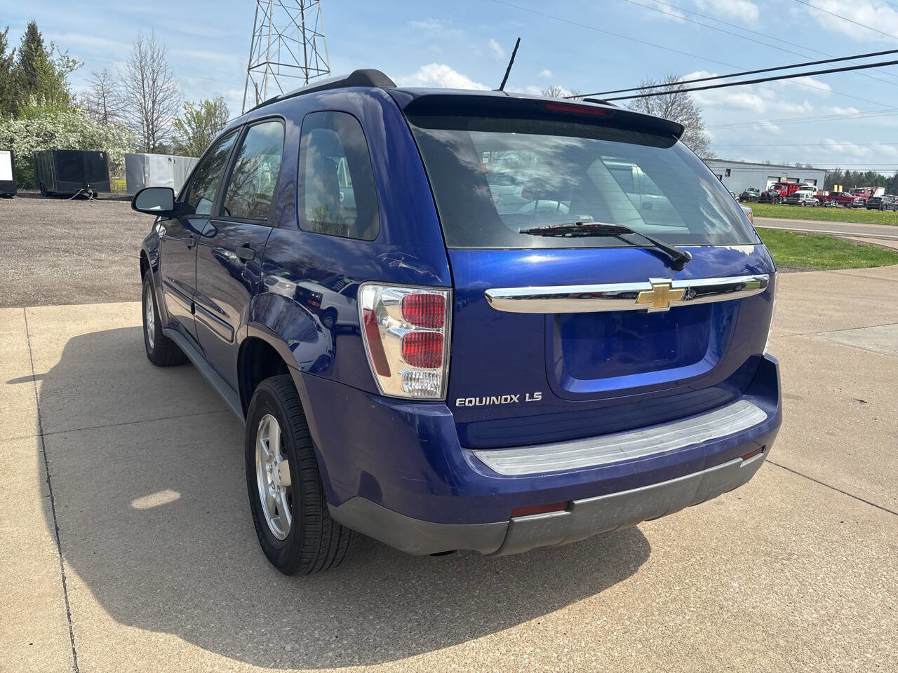 Used 2007 Chevrolet Equinox LS FWD image 3