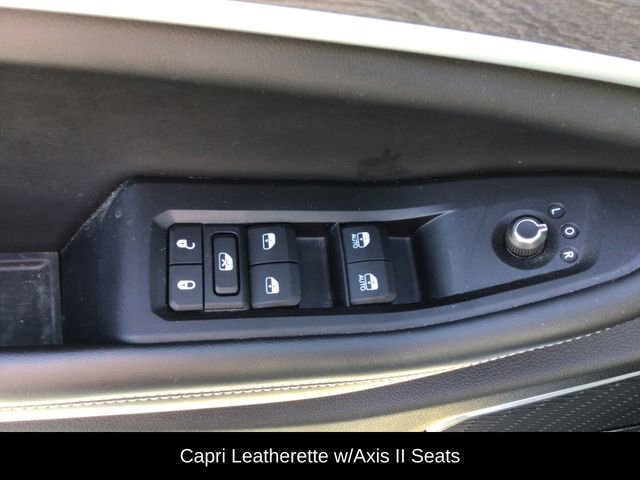 Used 2023 Jeep Grand Cherokee L Limited w/ Luxury Tech Group II RWD image 22