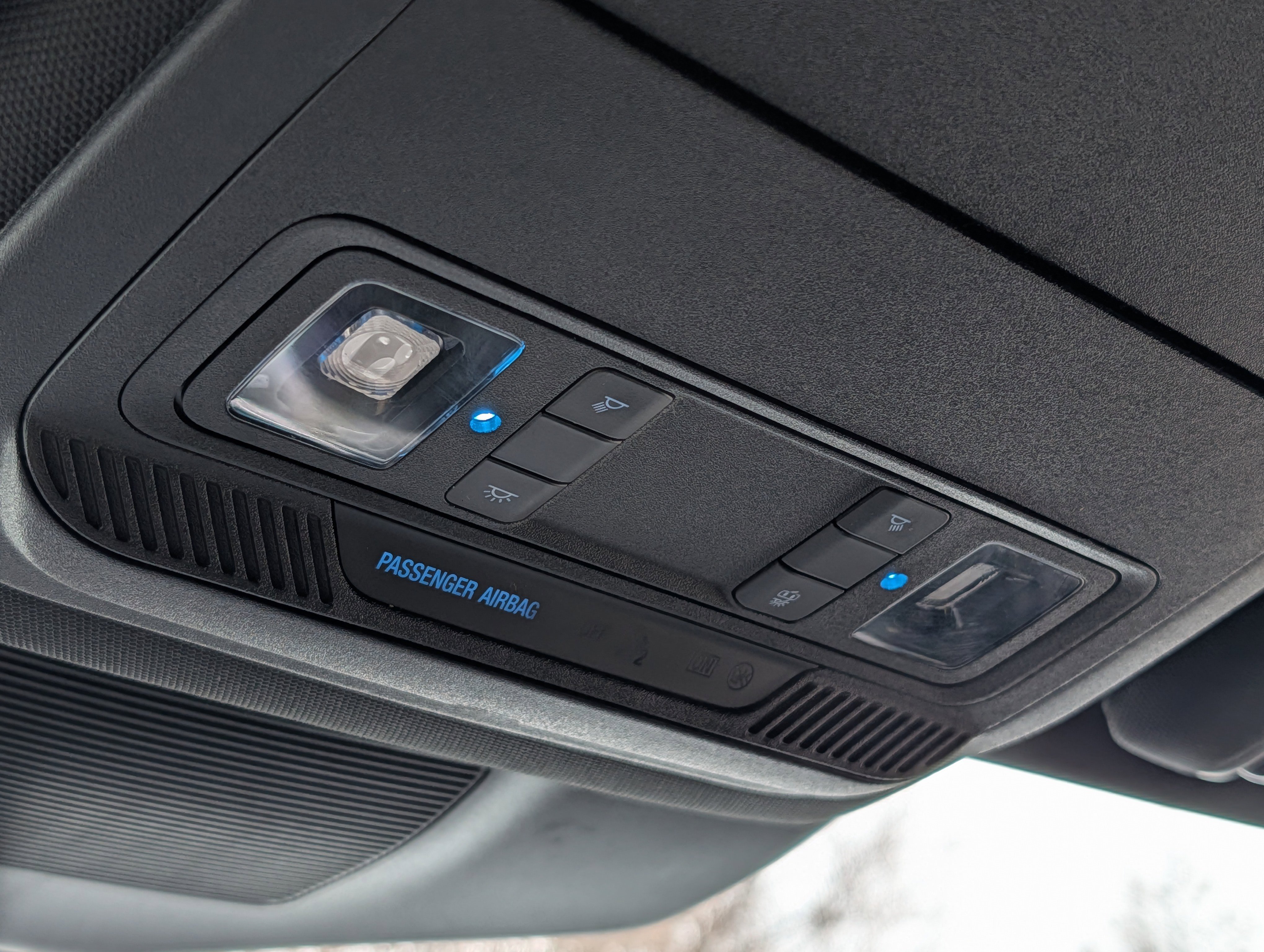 Used 2020 Ford Explorer XLT w/ Equipment Group 202A image 22