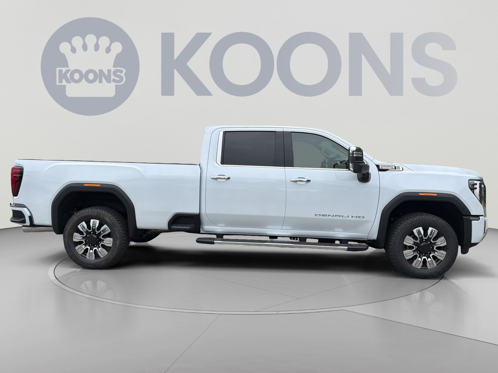 New 2026 GMC Sierra 3500 Denali w/ Denali Reserve Package AWD/4WD image 8