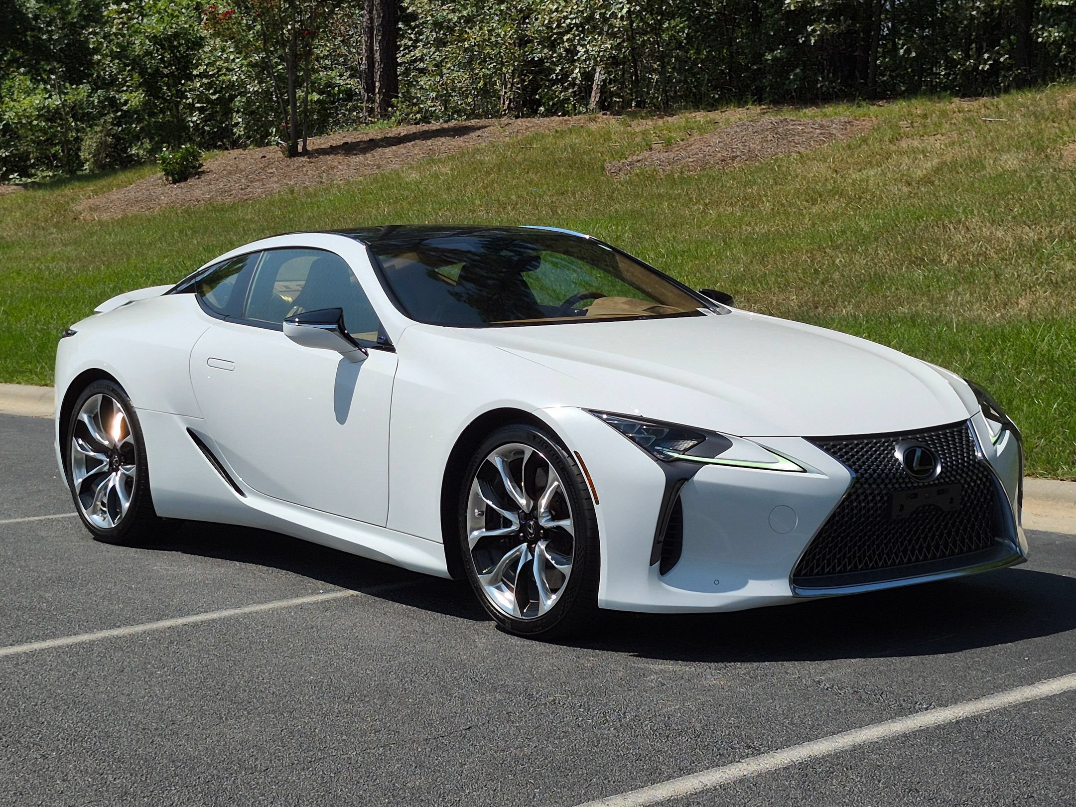 Used 2023 Lexus LC 500 Coupe w/ Dynamic Handling Package RWD image 31