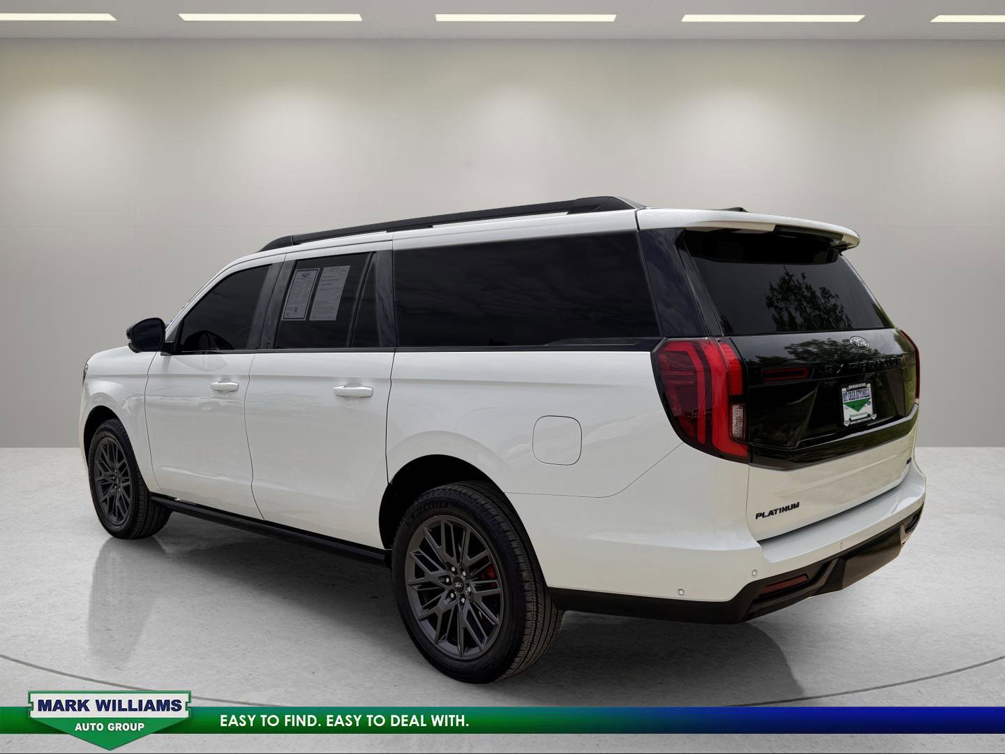 Used 2025 Ford Expedition Max Platinum w/ Stealth Performance Package AWD/4WD image 5