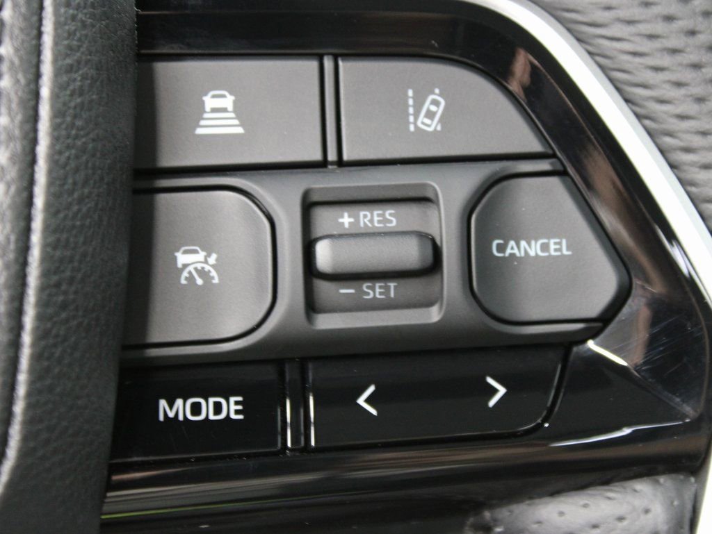 Used 2025 Toyota Sequoia Platinum image 56