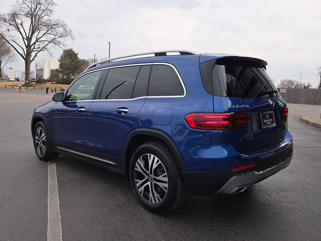 Certified 2026 Mercedes-Benz GLB 250 GLB 250 image 3