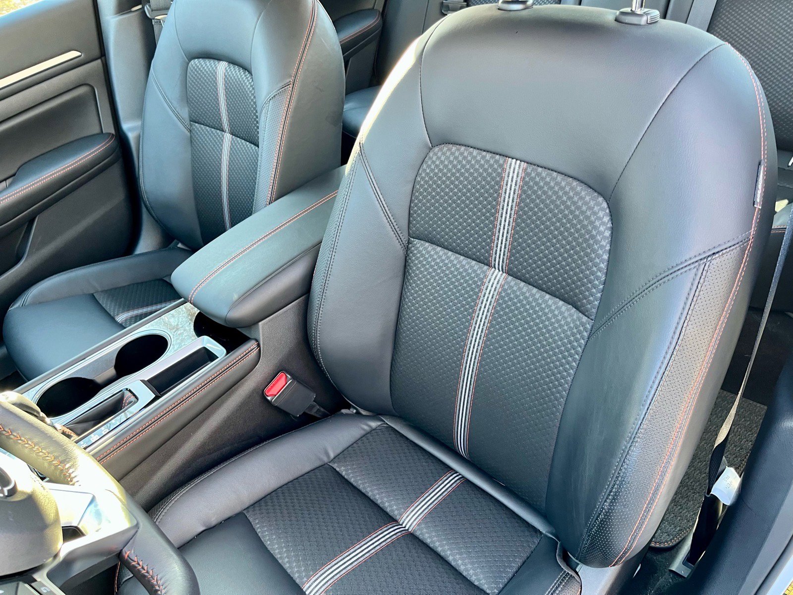 Used 2024 Nissan Altima 2.5 SR image 12