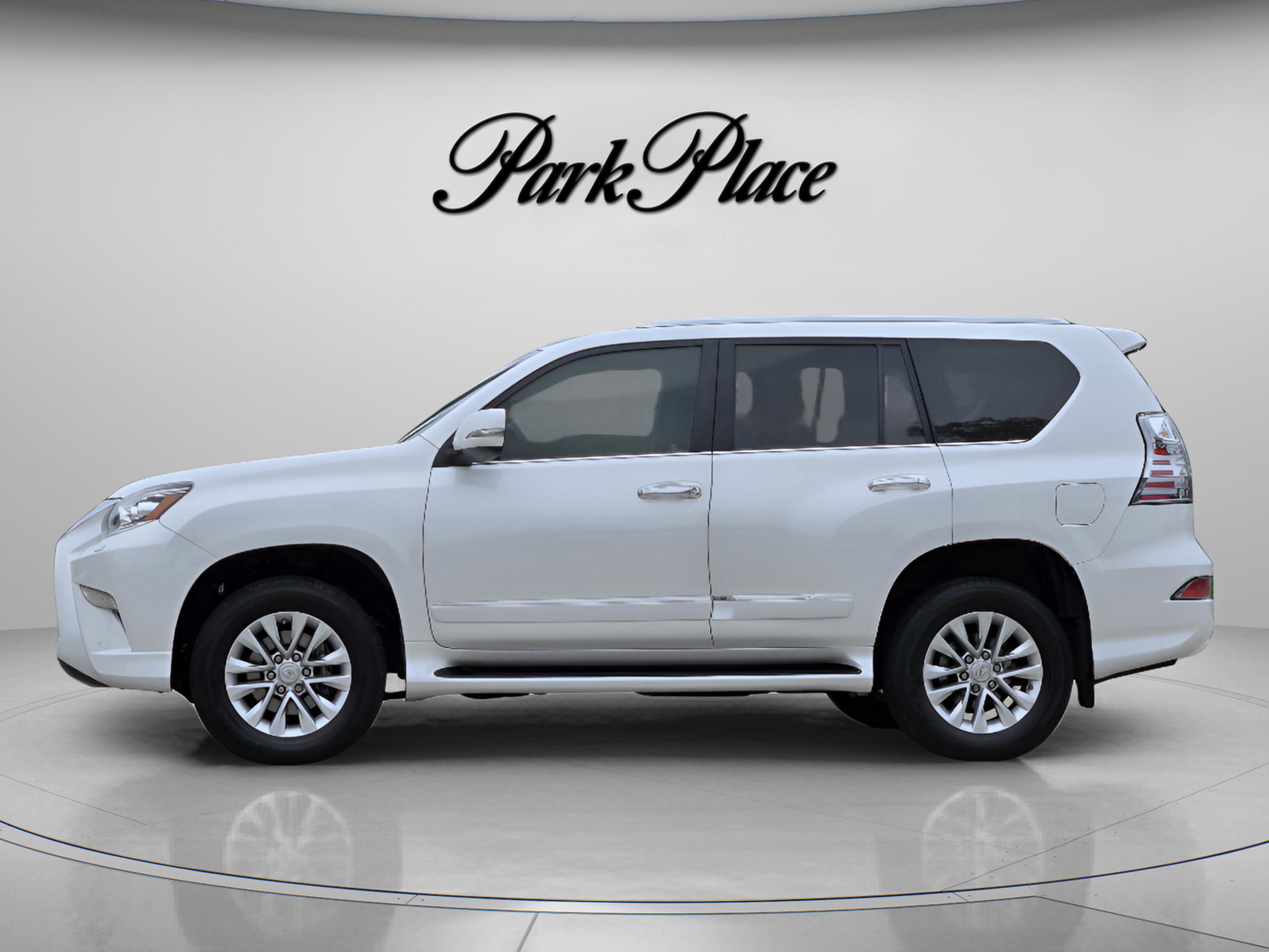 Used 2018 Lexus GX 460 Premium w/ Premium Package AWD/4WD image 2