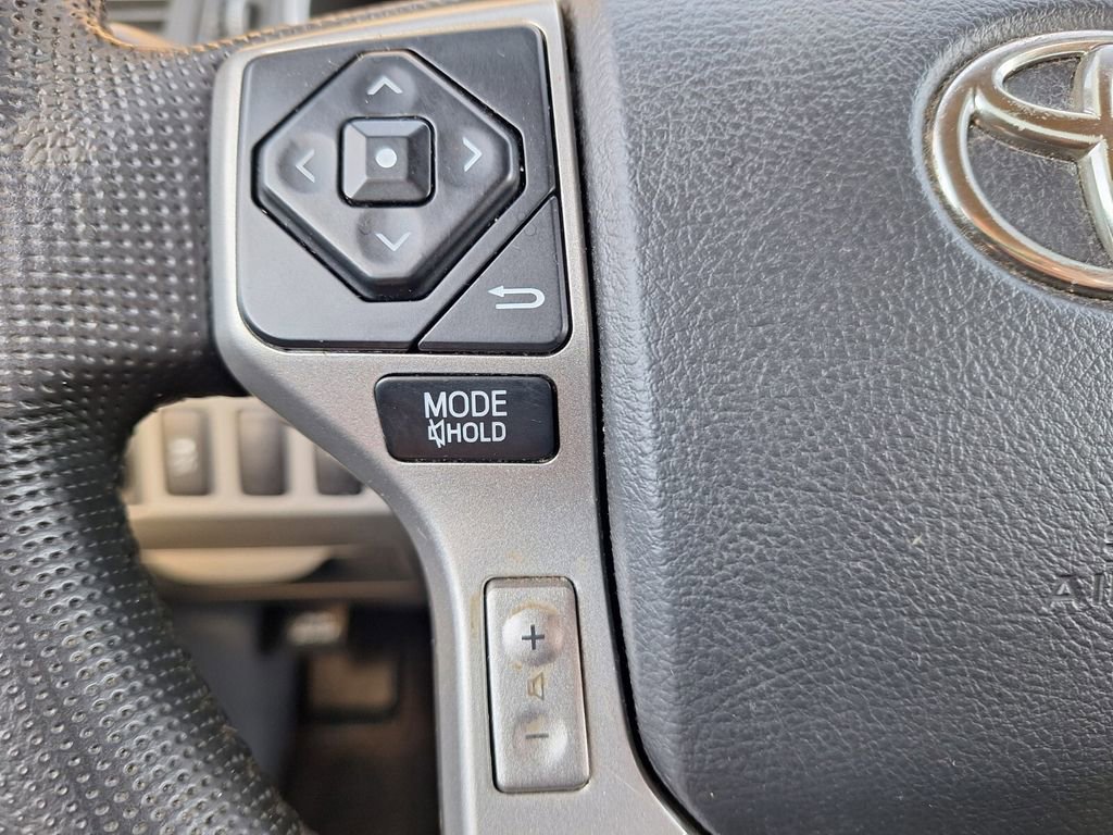 Used 2014 Toyota Tacoma PreRunner w/ Convenience Package image 11