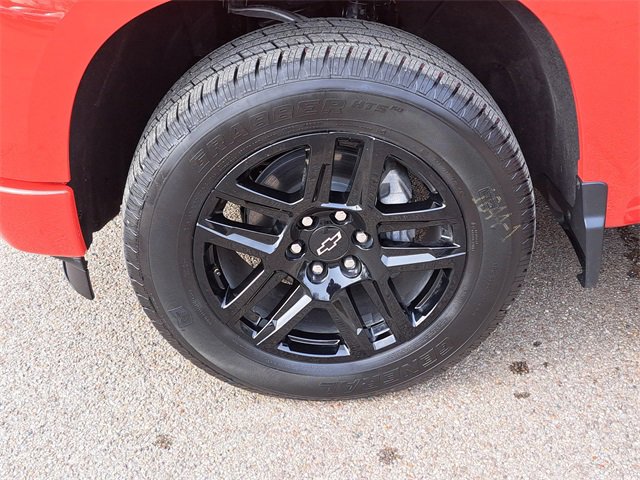 Certified 2026 Chevrolet Silverado 1500 Custom w/ LPO, Dark Essentials Package image 9