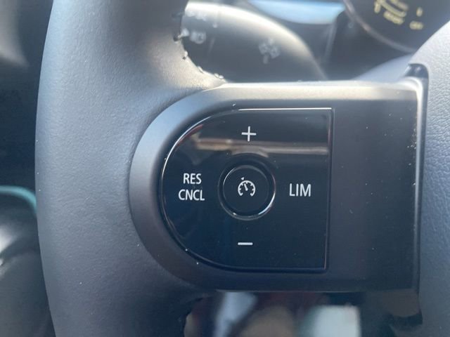 Certified 2023 MINI Cooper 4-Door Hardtop image 28