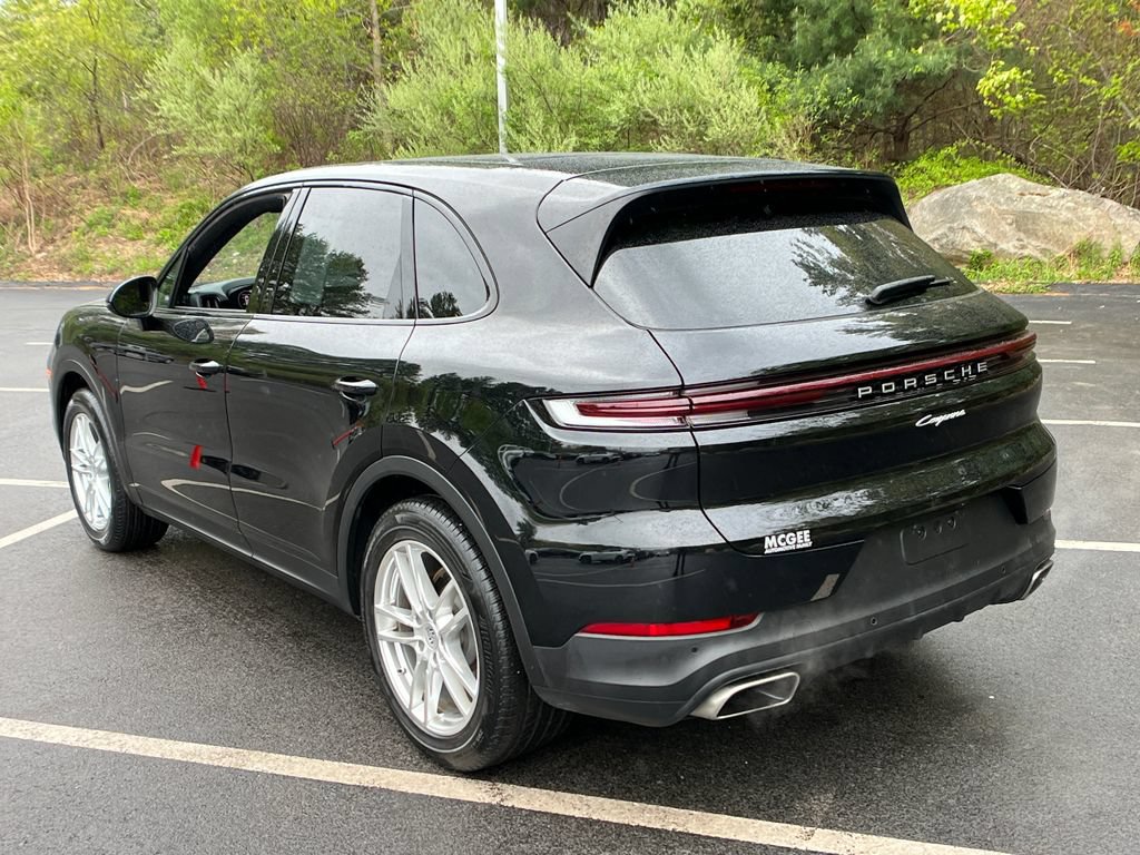 Used 2024 Porsche Cayenne AWD/4WD video 3