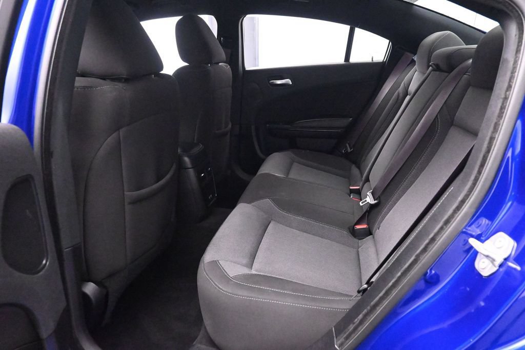 Used 2022 Dodge Charger SXT w/ Blacktop Package AWD/4WD image 13