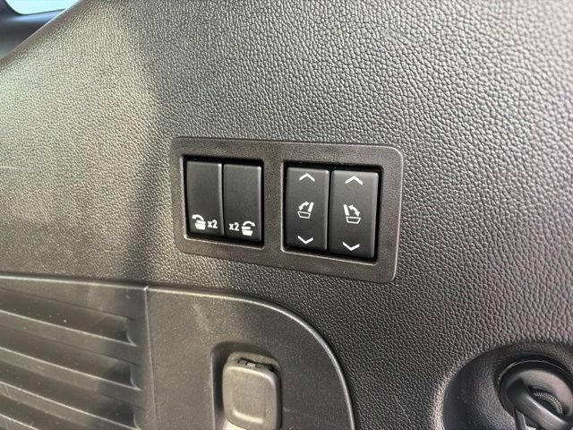 Used 2020 Chevrolet Tahoe Premier AWD/4WD image 45