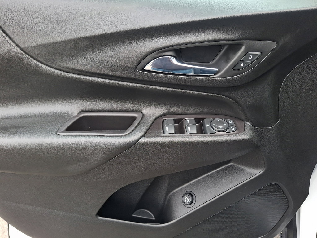 Used 2020 Chevrolet Equinox LT image 22