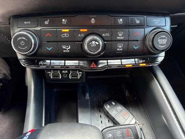 Certified 2025 Dodge Durango GT AWD/4WD image 35
