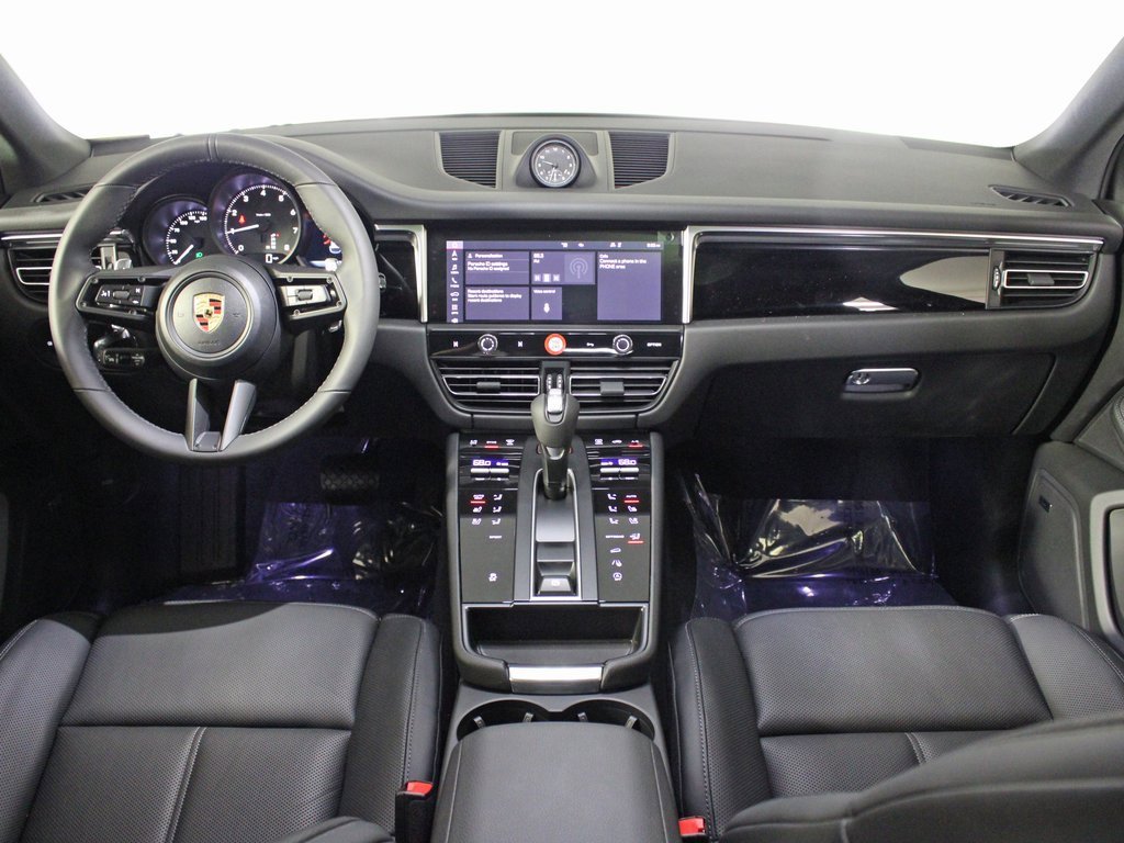New 2026 Porsche Macan image 19