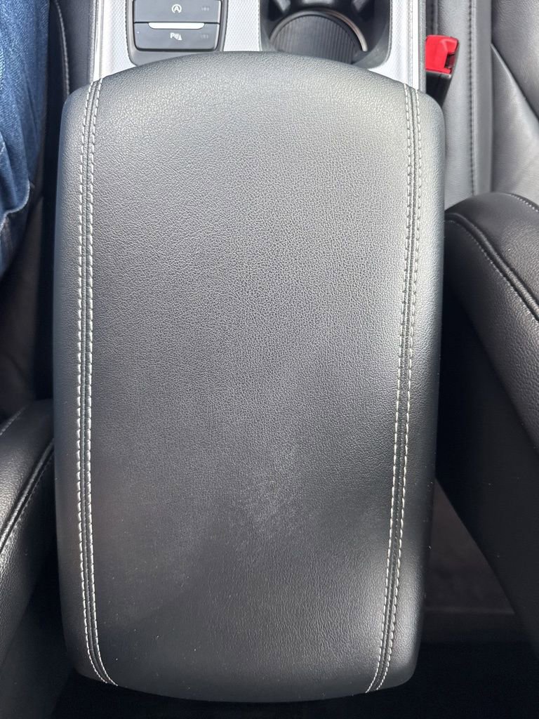 Used 2021 Ford Edge Titanium image 36