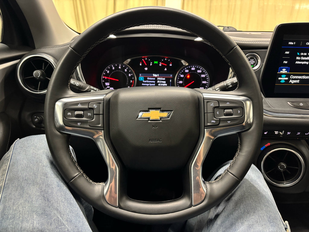 Certified 2024 Chevrolet Blazer LT w/ Midnight/Sport Edition FWD image 25