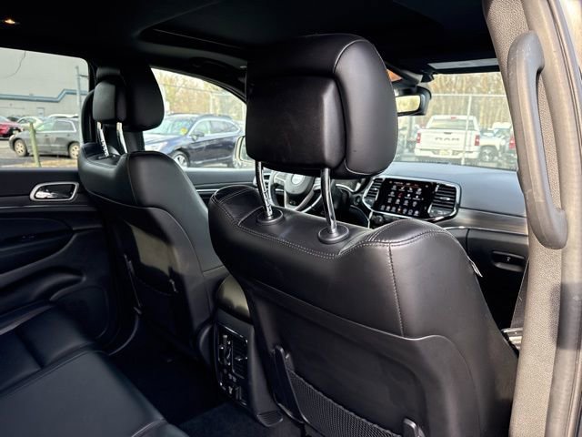Used 2021 Jeep Grand Cherokee Limited image 25