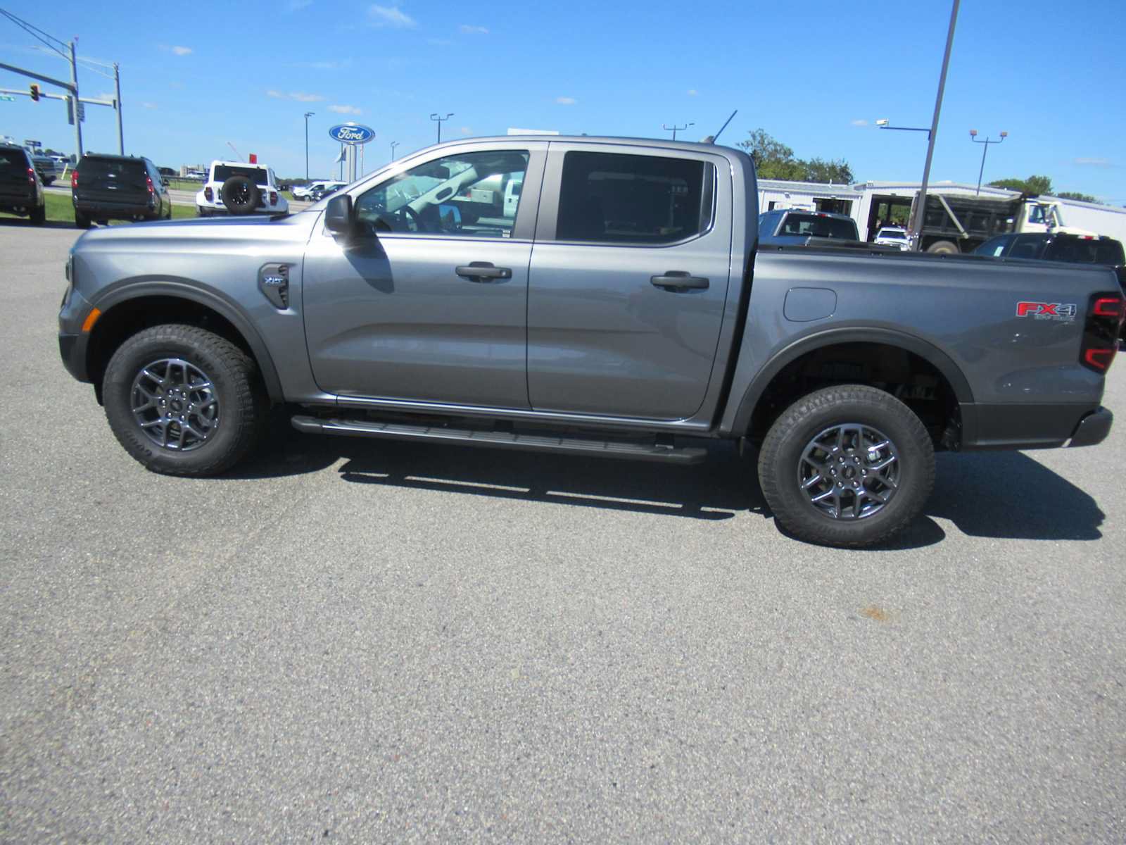New 2026 Ford Ranger XLT w/ FX4 Off-Road Package AWD/4WD image 8