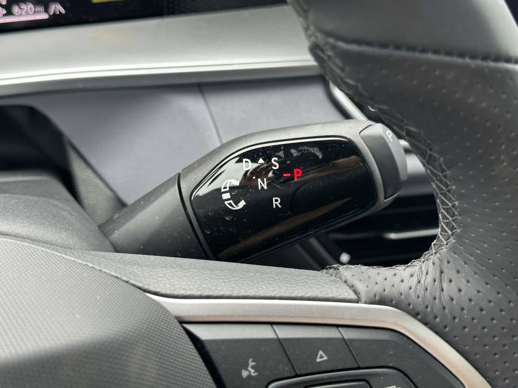 New 2026 Volkswagen Tiguan SE R-Line AWD/4WD image 20