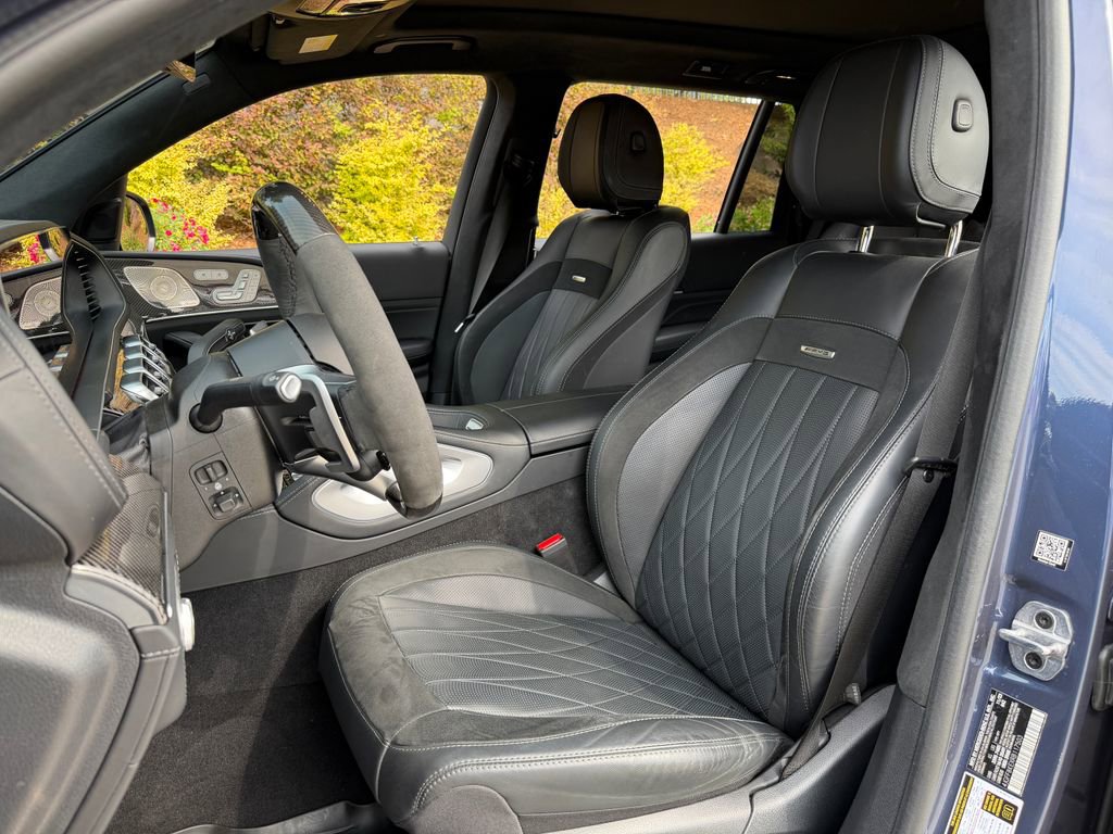 Used 2024 Mercedes-Benz GLS 63 AMG 4MATIC image 17