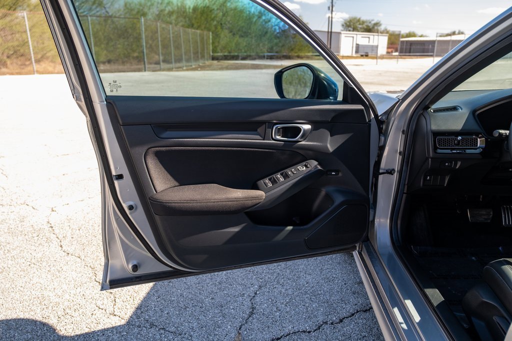 Used 2025 Honda Civic Sport image 10