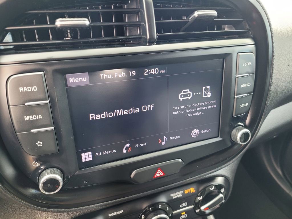 Used 2022 Kia Soul LX image 12