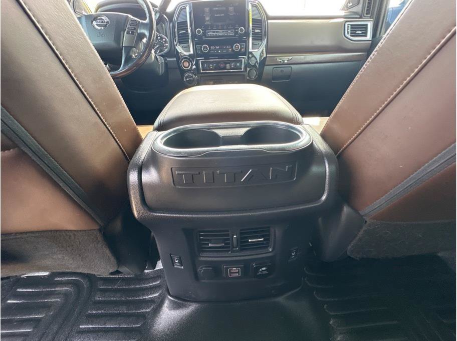 Used 2020 Nissan Titan Platinum Reserve w/ Moonroof Package AWD/4WD image 18