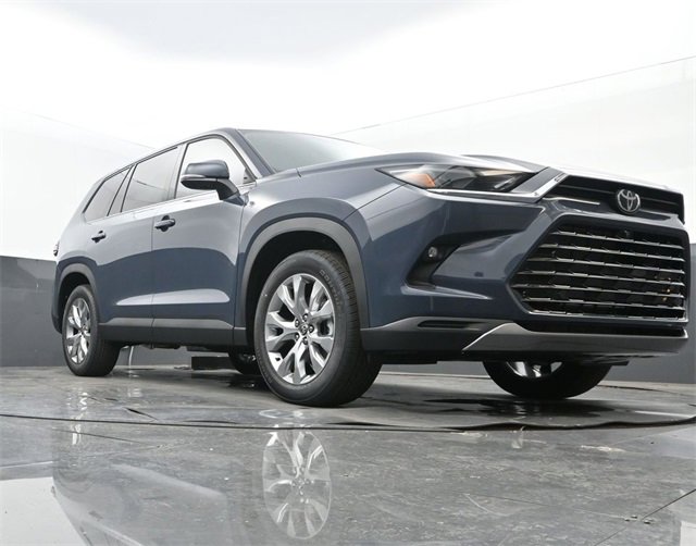 New 2026 Toyota Grand Highlander Limited image 25