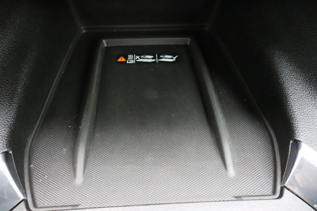 Used 2022 Chevrolet Traverse Premier w/ Redline Edition AWD/4WD image 21