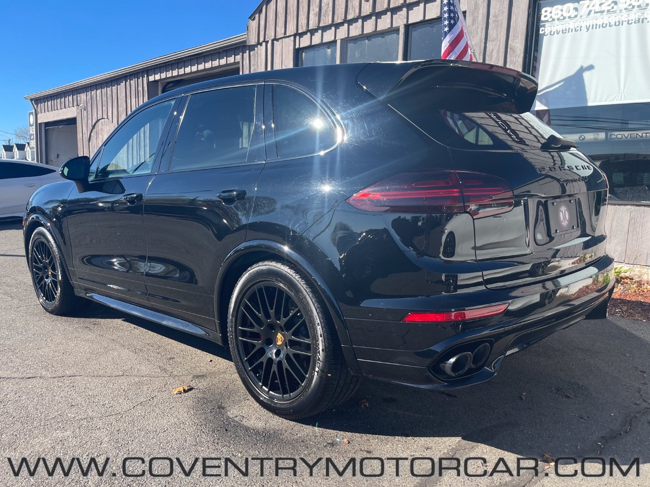 Used 2016 Porsche Cayenne GTS AWD/4WD image 7