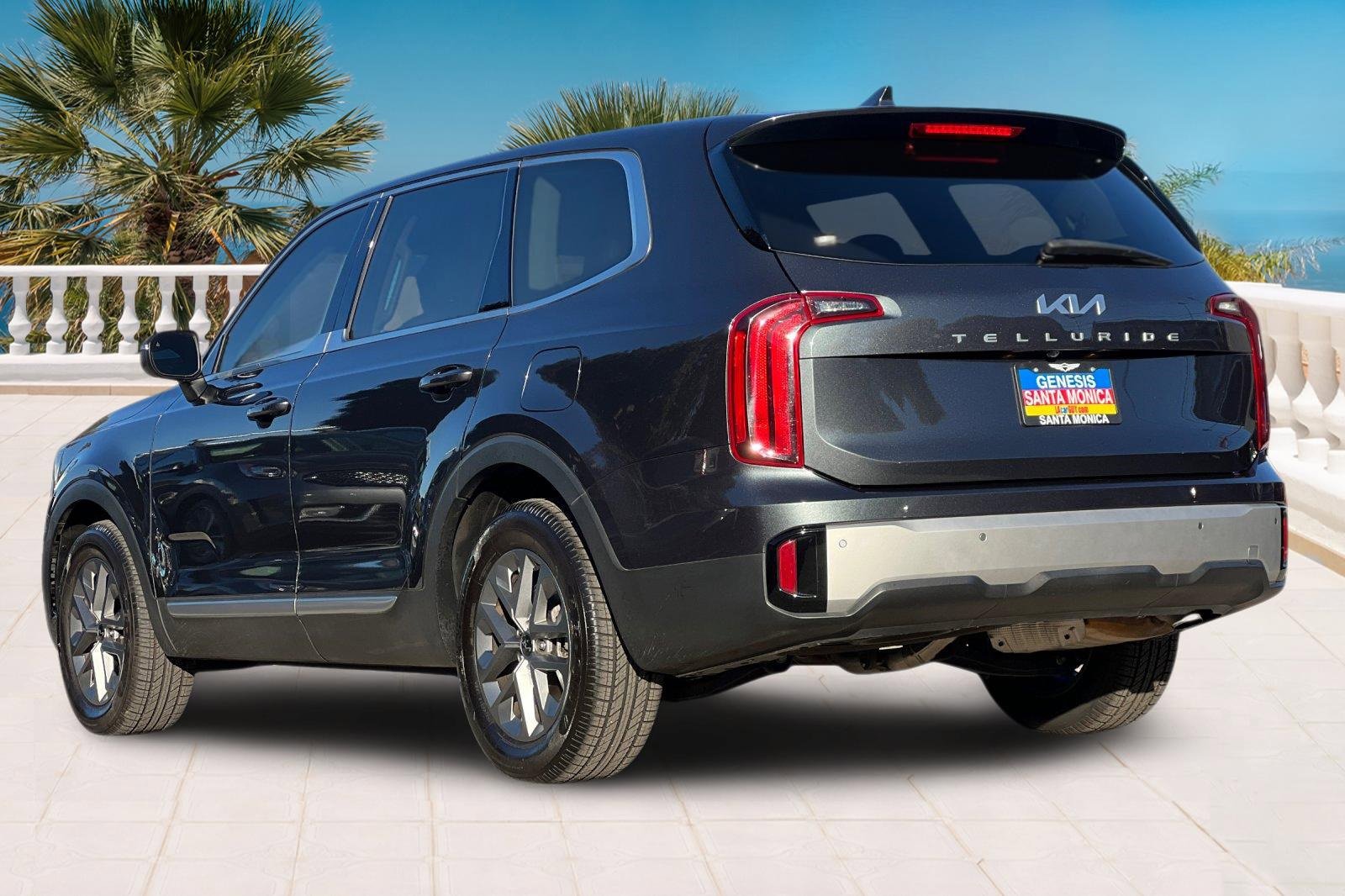 Used 2023 Kia Telluride LX image 6