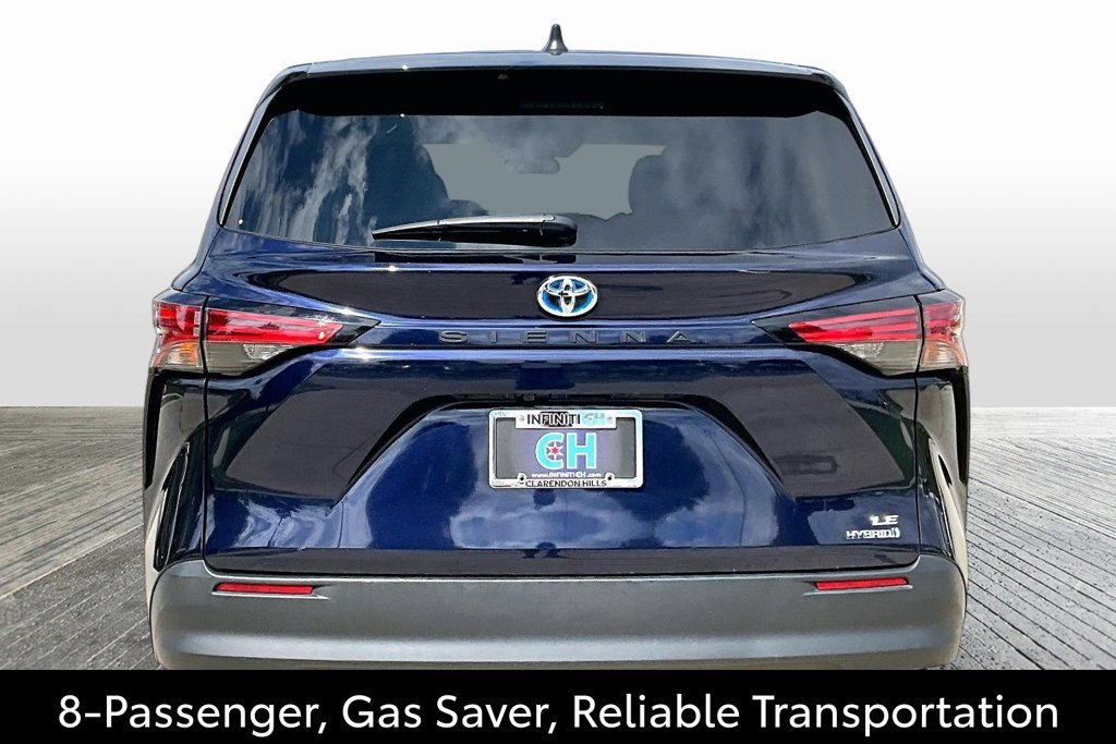 Used 2022 Toyota Sienna LE FWD image 4